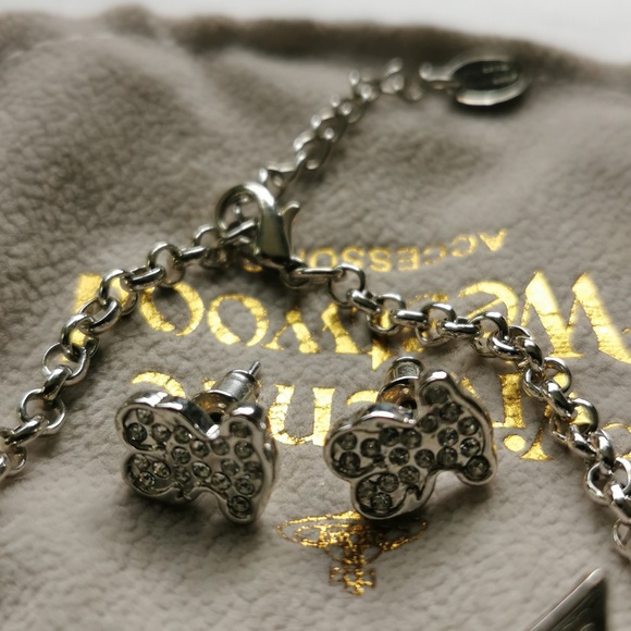 Vivienne Westwood - Picture 4 of 4